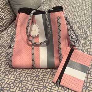 Pink and Gray Women's Bag Set